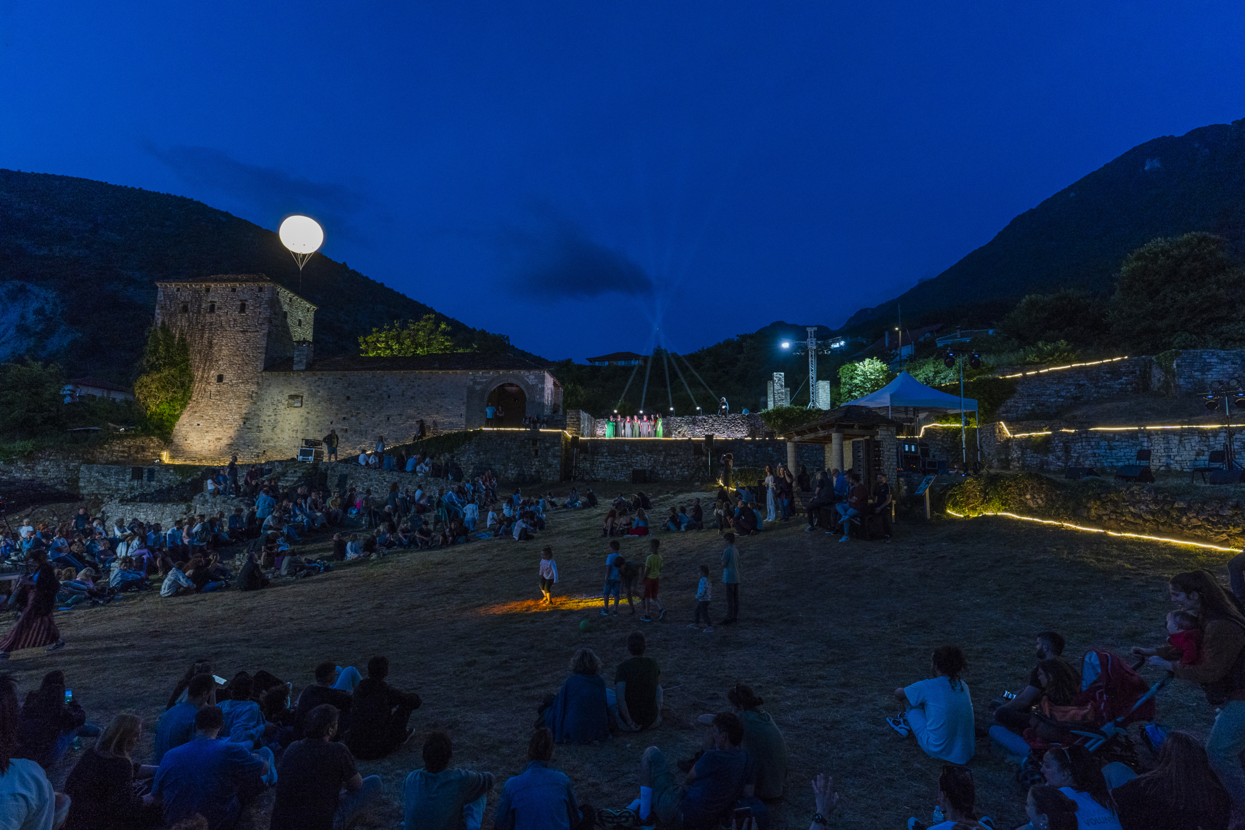 Κόνιτσα φεστιβάλ Στέγη