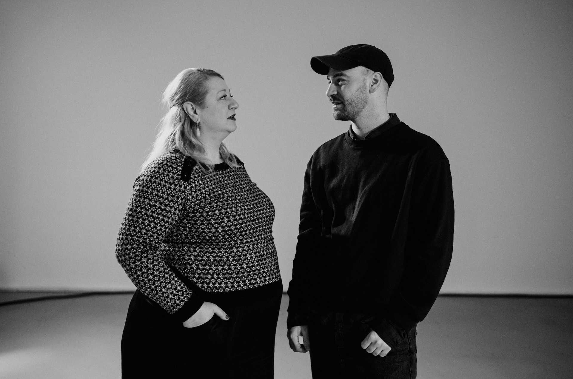 Ο Diego Tortelli, μαζί με τη δραματουργό του Miria Wurm