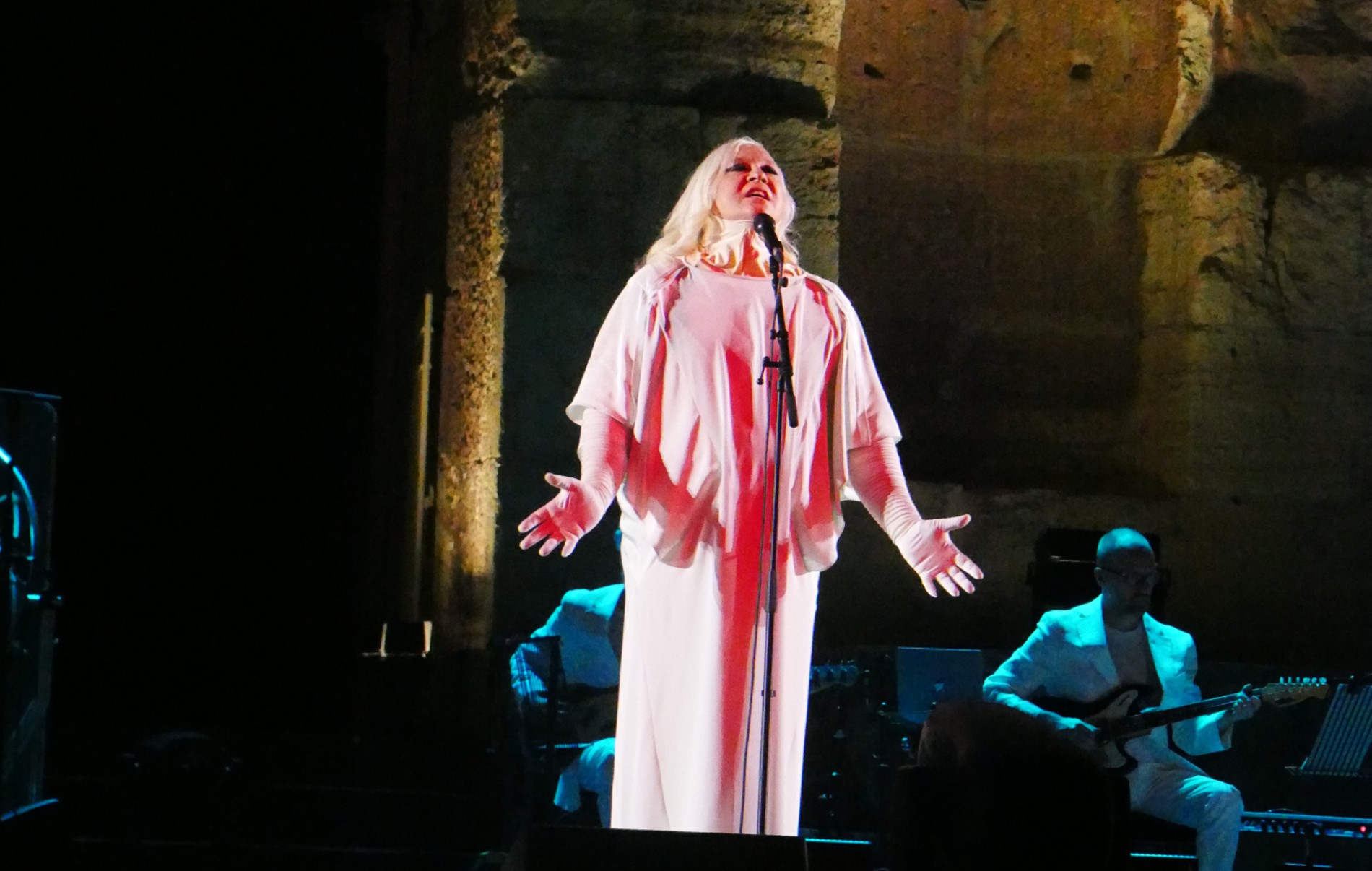 ΑΝΟΗΝΙ στο Ηρώδειο