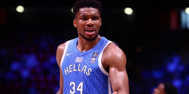 Ολυμπιακοί Αγώνες 2024: Τα μέσα που εξετάζονται για να γυρίσει ο Αντετοκούνμπο από την Τελετή Έναρξης