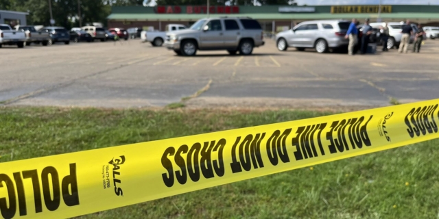 Πυροβολισμοί στο Άρκανσο