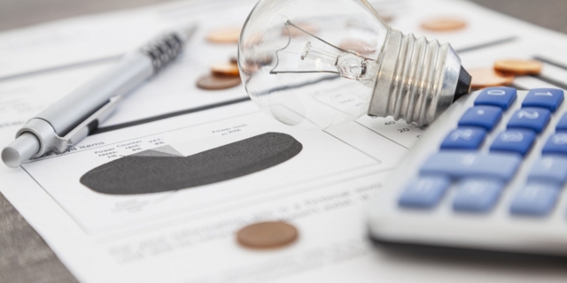 Στα 2,4 δισ. ευρώ οι ληξιπρόθεσμες οφειλές των καταναλωτών ρεύματος