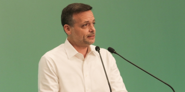 Χάρης Δούκας: Μπορείς να φανταστείς την Ελλάδα χωρίς το ΠΑΣΟΚ;