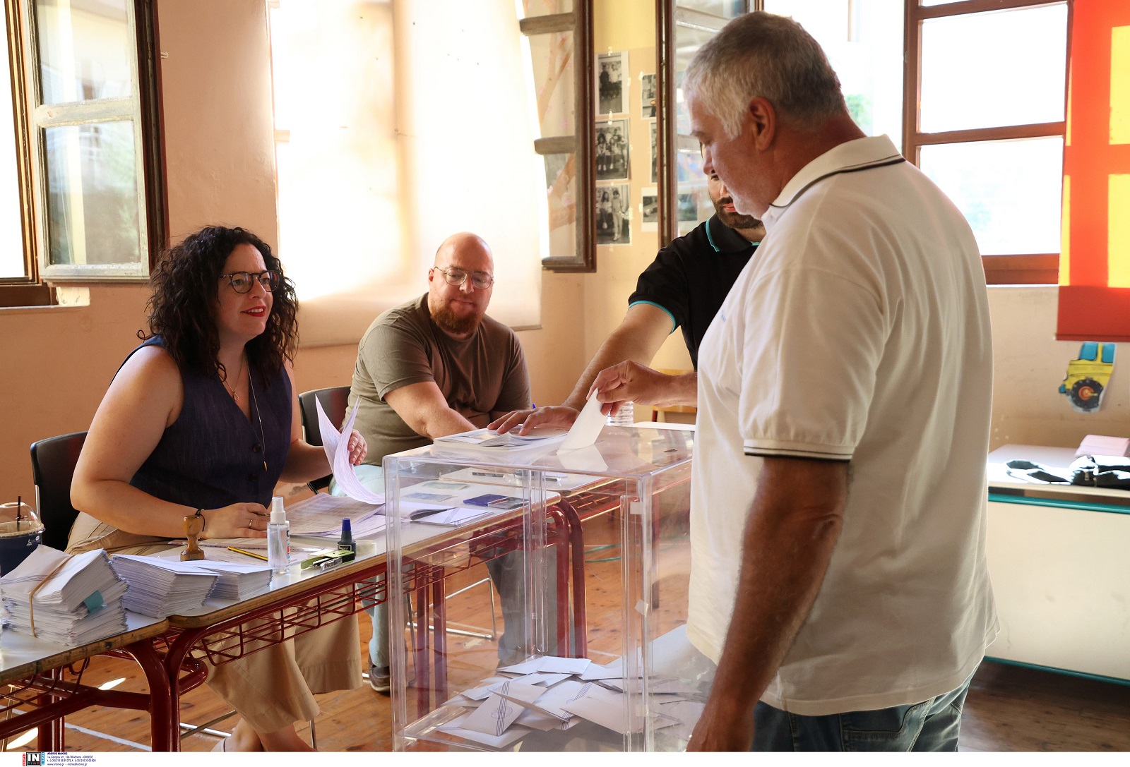 Στιγμιότυπο από την εκλογική διαδικασία για τις ευρωεκλογές,, Κυριακή 9 Ιουνίου 2024.