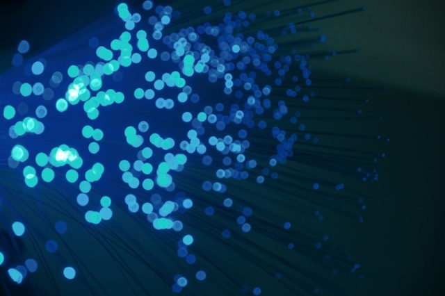 Η United Fiber, θυγατρική της United Group, συνδέει την Αθήνα με την Θεσσαλονίκη, με εμπορική εκμετάλλευση από την UGI