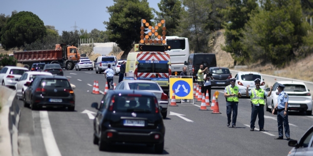Ανατροπή βυτιοφόρου στον Ισθμό: Από εναλλακτικές διαδρομές η κίνηση στην Αθηνών – Κορίνθου