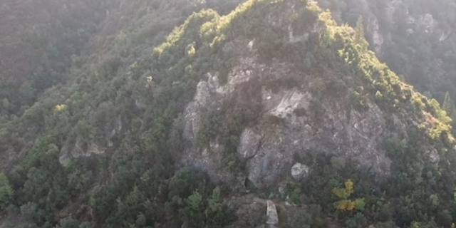 Καιάδας: Πού βρίσκεται η μυθική τοποθεσία που όλοι πιστεύουν ότι δεν υπάρχει