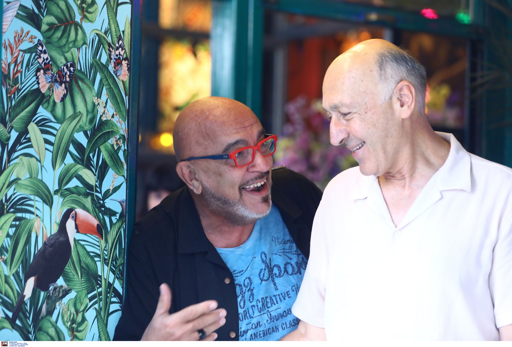 Στιγμές χαλάρωσης με υποψήφιους ευρωβουλευτές, στελέχη του ΚΚΕ, φίλους και συνεργάτες