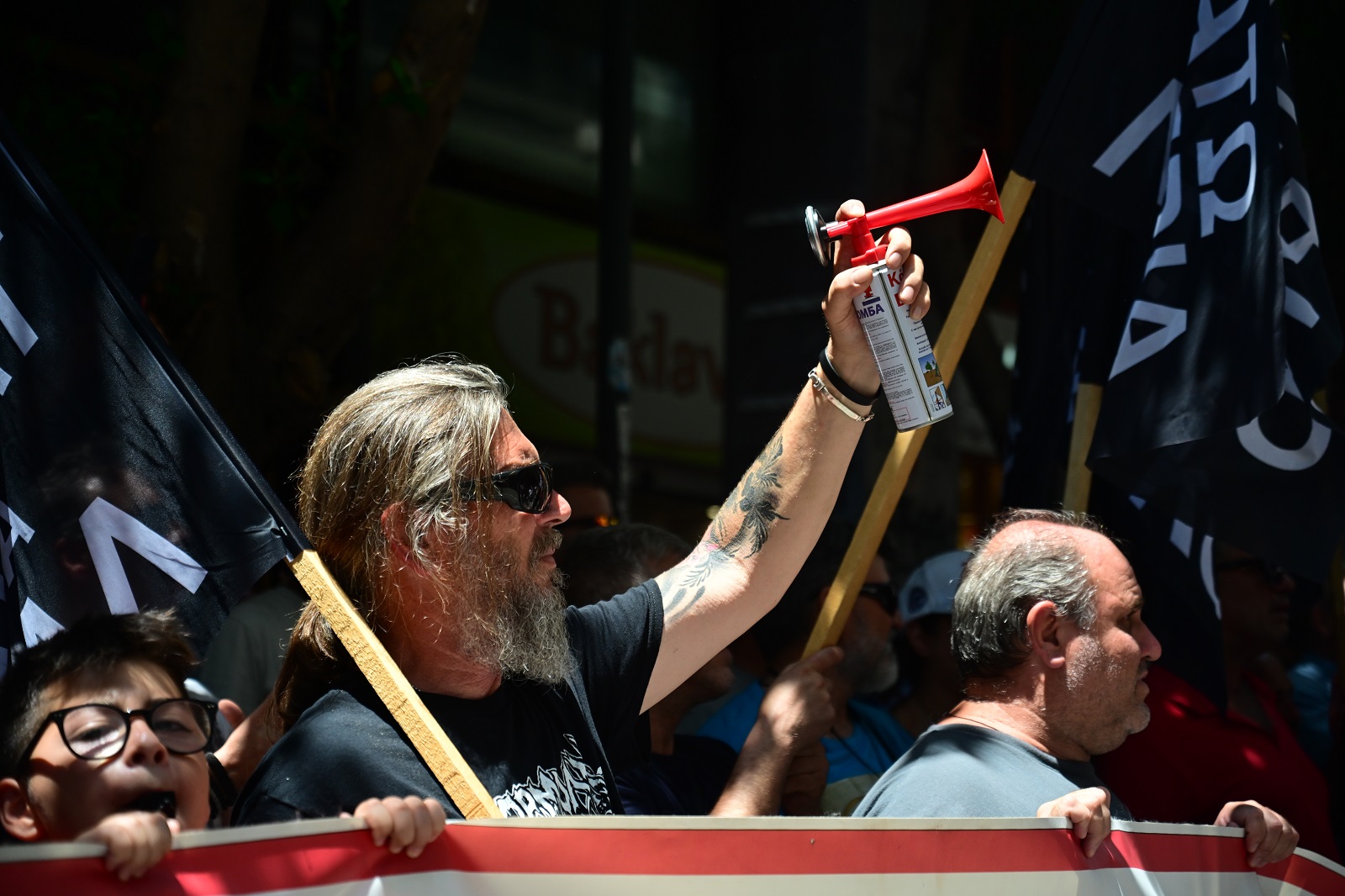 ΣΥΓΚΕΝΤΡΩΣΗ ΤΩΝ ΣΩΜΑΤΕΙΩΝ ΕΡΓΑΖΟΜΕΝΩΝ ΛΑΡΚΟ ΣΤΟ ΥΠΟΥΡΓΕΙΟ ΟΙΚΟΝΟΜΙΚΩΝ