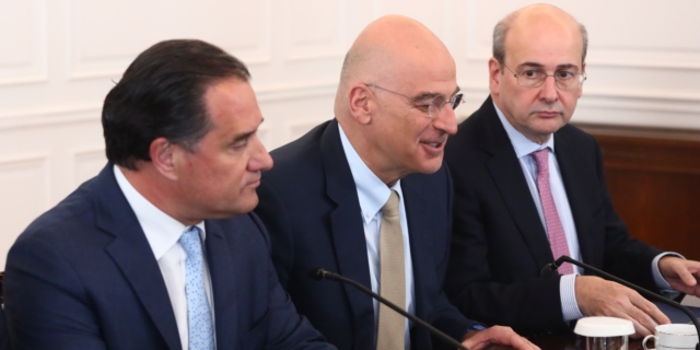 Ανασχηματισμός: Οι αμετακίνητοι υπουργοί