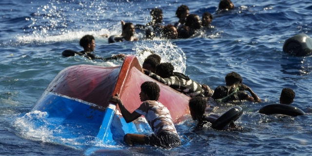 Ναυάγιο με μετανάστες στη Μεσόγειο, φωτογραφία αρχείου