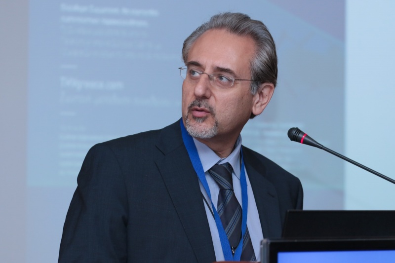 Ο Δρ Ιγνάτιος Οικονομίδης