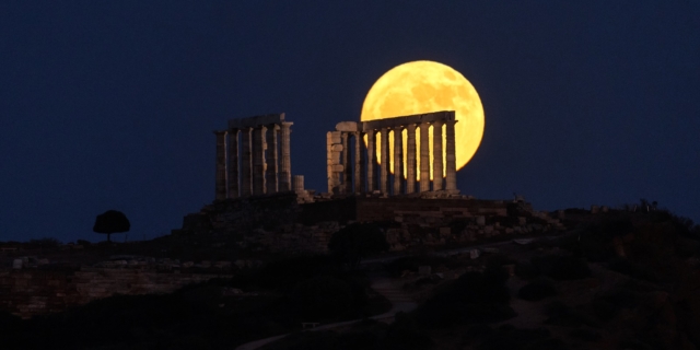 Η Πανσέληνος του Ιουνίου στον Ναό του Σουνίου