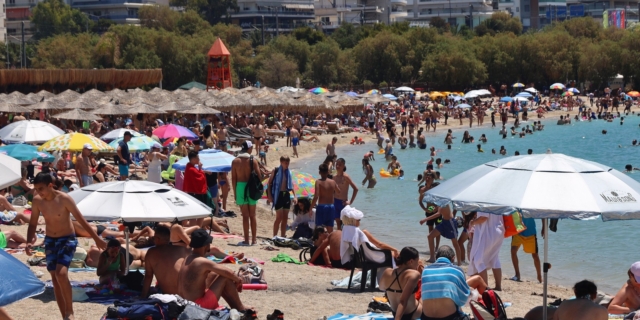 Λουόμενοι στην Αθήνα