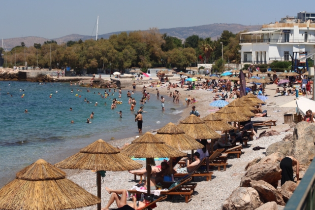 Λουόμενοι στην Αθήνα