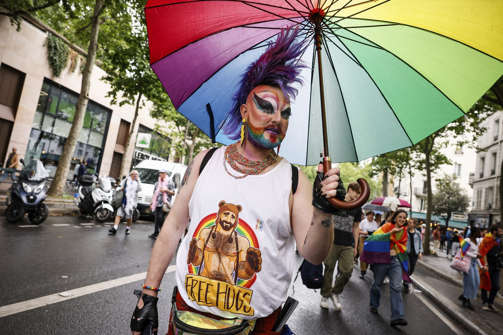 Χιλιάδες κόσμου στο Paris Pride στη Γαλλία