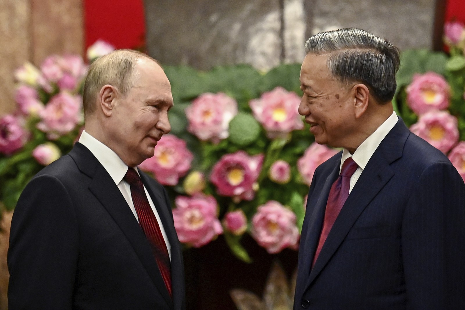 Vladimir Putin και To Lam