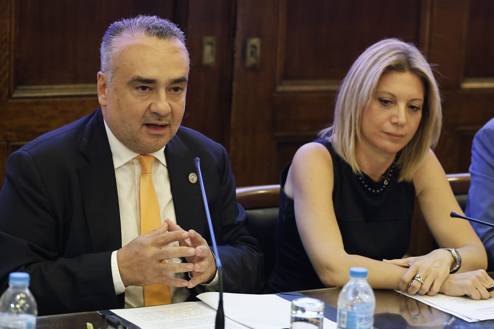 Συνέντευξη τύπου από τον Σύλλογο Ατόμων Πληγέντων Δυστυχήματος Τεμπών "28-2-2023" με θέμα "Το αίτημα 1.500.000 πολιτών για την τροποποίηση της ποινικής ευθύνης Υπουργών και της βουλευτικής ασυλίας"