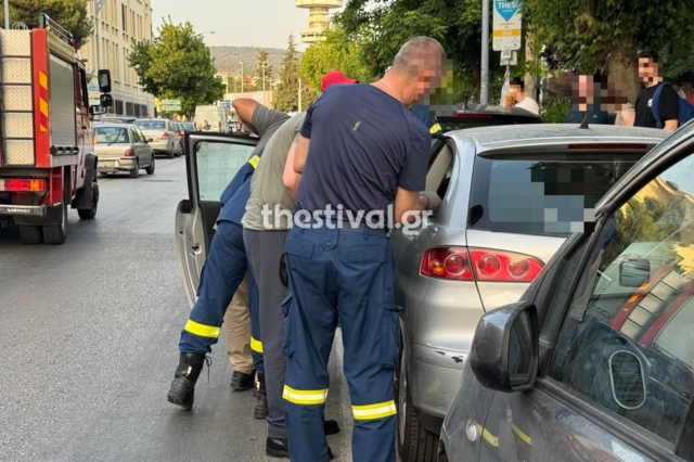 Θεσσαλονίκη: Αγοράκι 2,5 ετών έμεινε κλειδωμένο σε ΙΧ για μισή ώρα