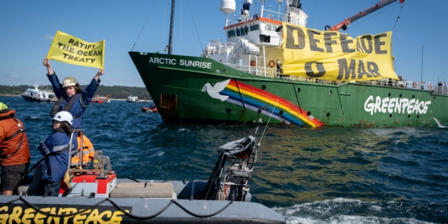 Προστασία της θάλασσας: Τα καμπανάκια χτυπούν και δεν θα σταματήσουν με υποσχέσεις