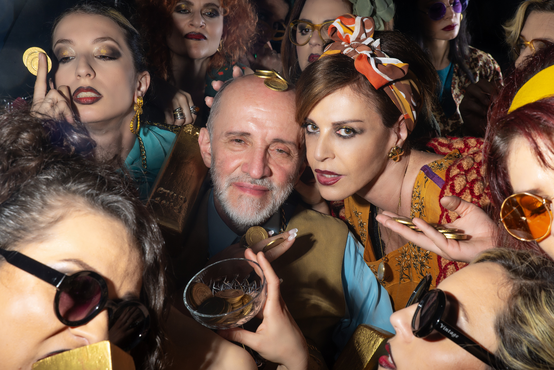 Πλούτος- Γιάννης Κακλέας