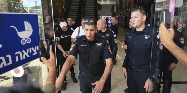 Ισραήλ: Ένας νεκρός από επίθεση με μαχαίρι σε εμπορικό κέντρο