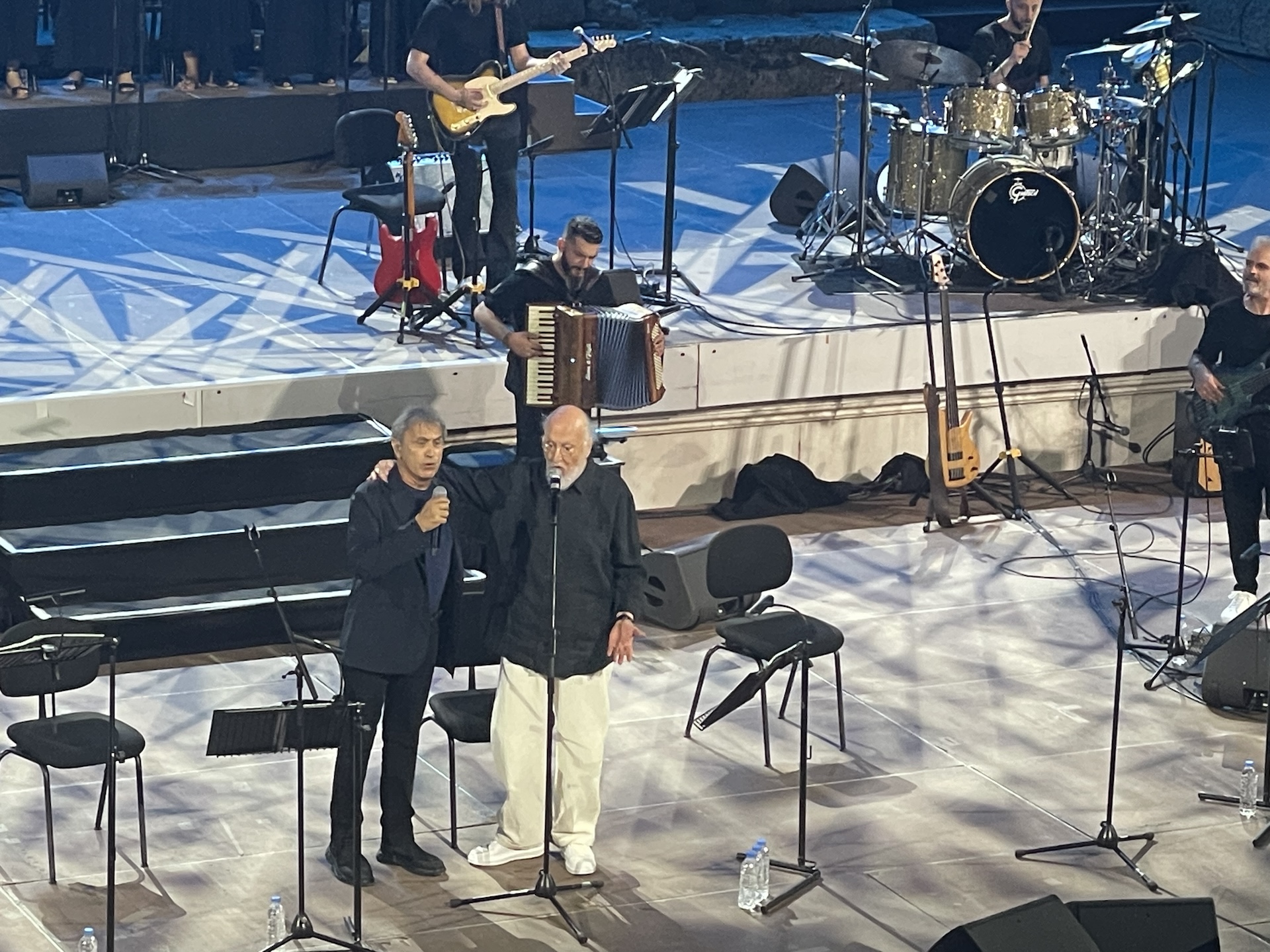 Συναυλία για τη Μεταπολίτευση στο Ηρώδειο με τον Διονύση Σαββόπουλο