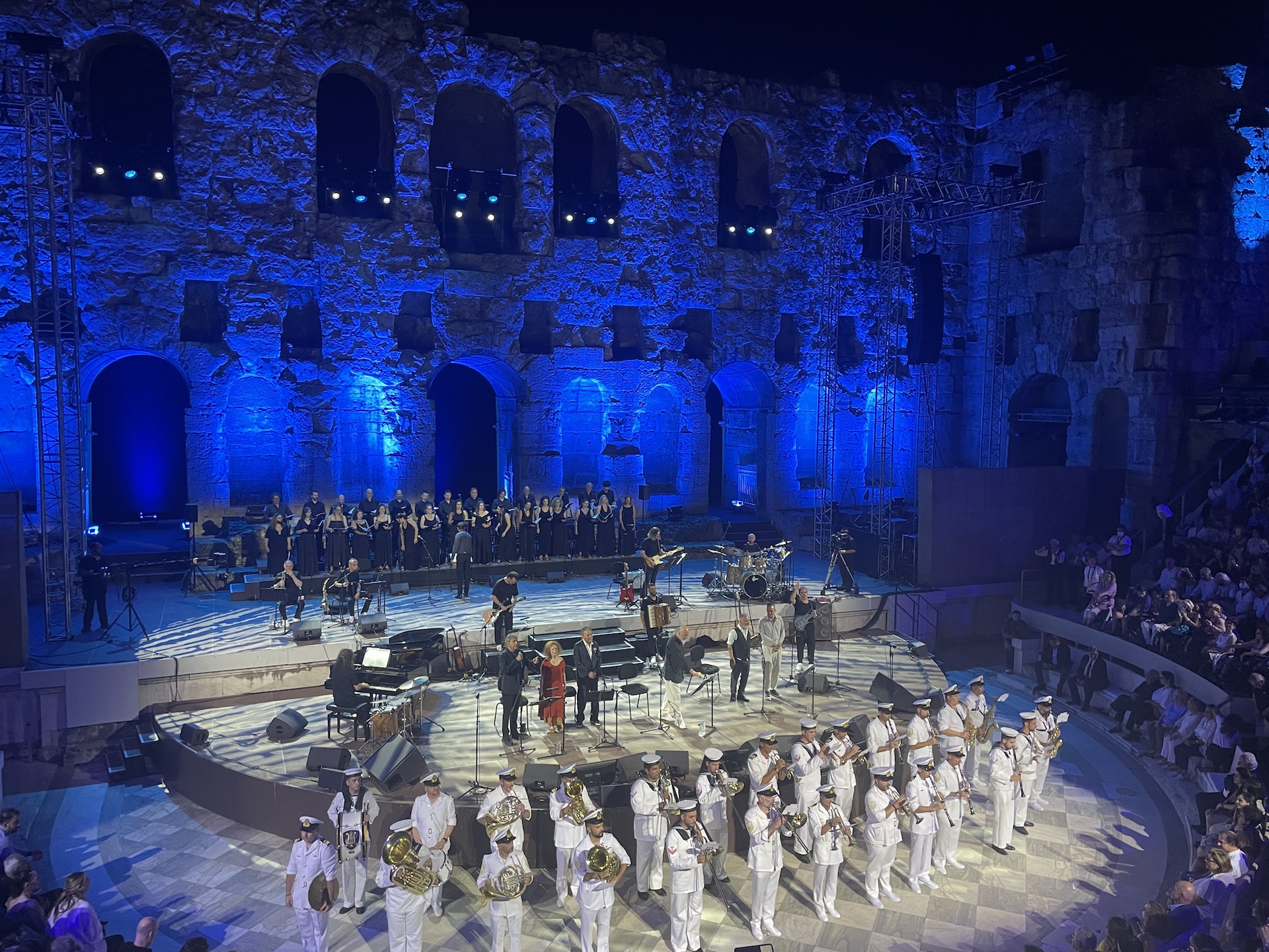 Συναυλία για τη Μεταπολίτευση στο Ηρώδειο με τον Διονύση Σαββόπουλο