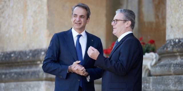 Μήνυμα Μήτσοτακη για το Κυπριακό από τη σύνοδο της Ευρωπαϊκής Πολιτικής Κοινότητας