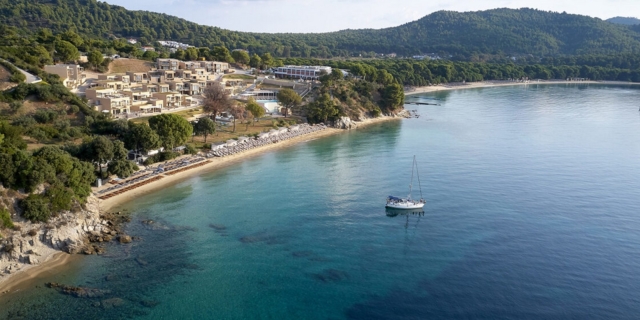 Με “καύσιμο” από τη ΔΕΗ και τις κατασκευές, μια επένδυση αλλάζει τη Σκιάθο