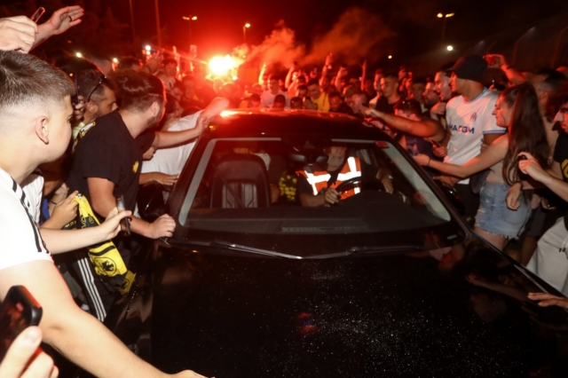 ΑΦΙΞΗ ΤΟΥ ΕΡΙΚ ΛΑΜΕΛΑ ΣΤΗΝ ΑΘΗΝΑ ΓΙΑ ΤΗΝ ΟΜΑΔΑ ΤΗΣ ΑΕΚ