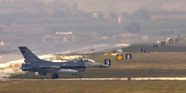 Μπλίνκεν: “Φτάνουν άμεσα μαχητικά F-16 στην Ουκρανία”