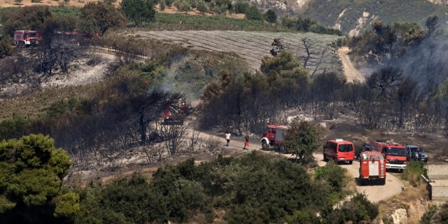 Φωτιά στην Κορινθία