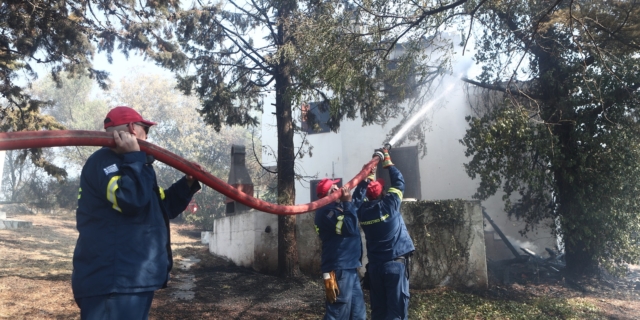 Φωτιά στον Τρίλοφο Θεσσαλονίκης