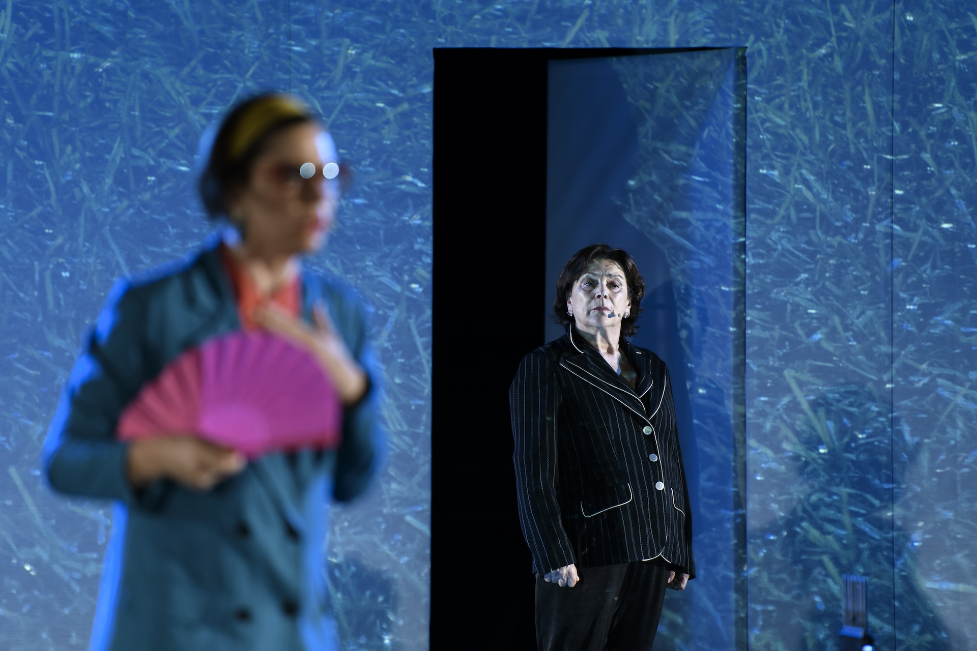 Ρομπέρ Τομά- ΟΚΤΩ ΓΥΝΑΙΚΕΣ 