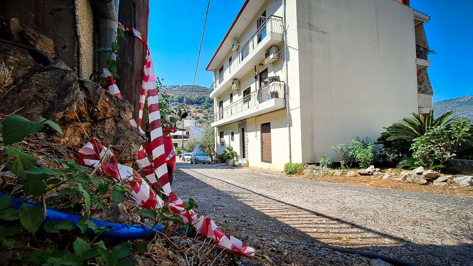Γυναικοκτονία στην Αμφιλοχία, 43χρονος σκότωσε με καραμπίνα την 36χρονη εν διαστάσει σύζυγό του