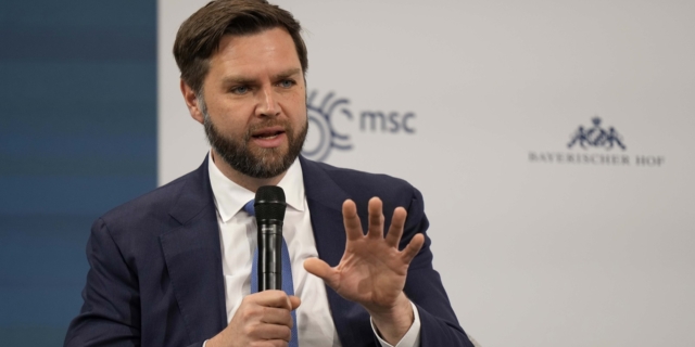Ο γερουσιαστής από το Οχάιο J. D. Vance
