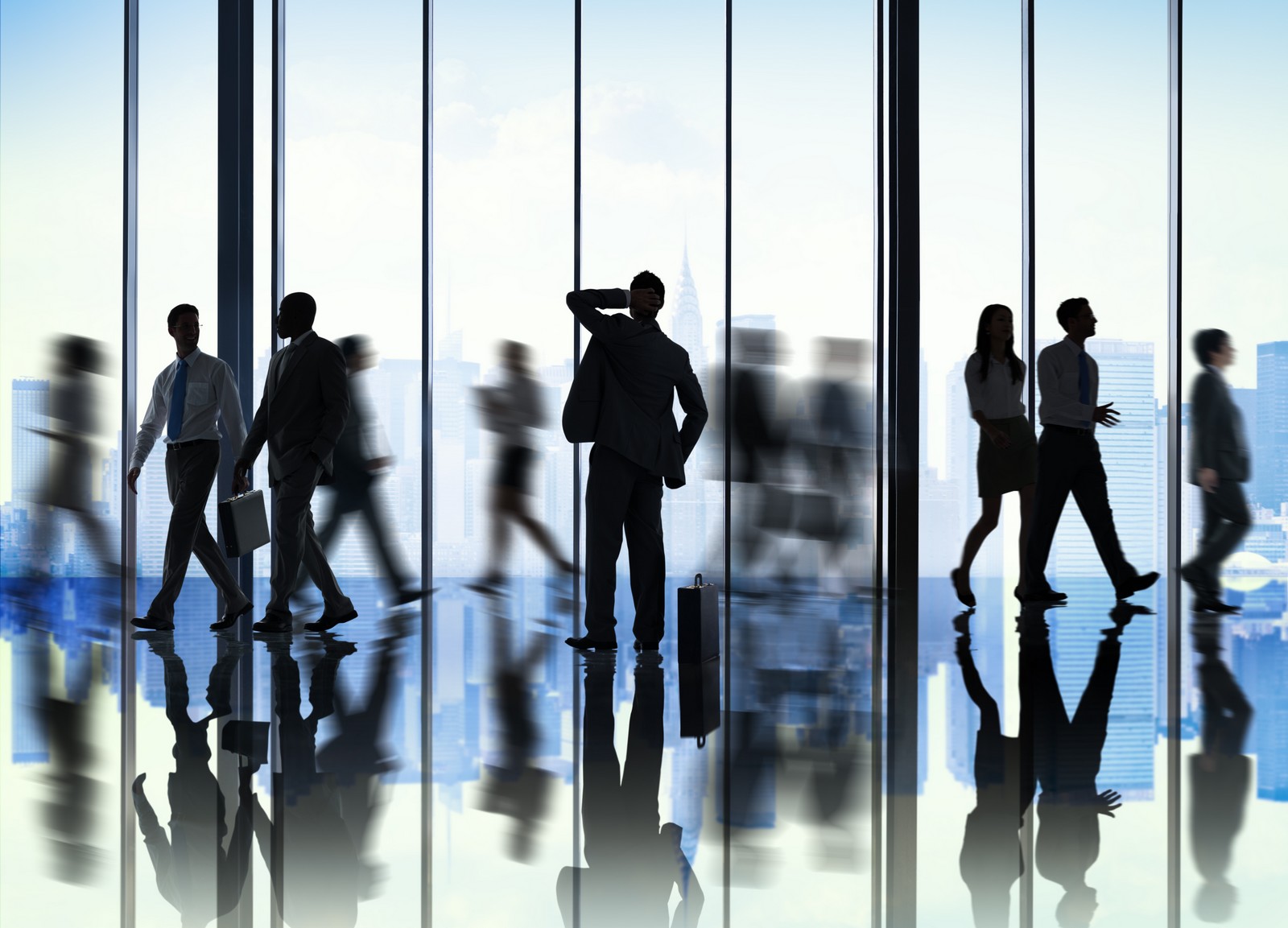 Το πληθωριστικό κύμα “σπρώχνει” στη δεύτερη δουλειά