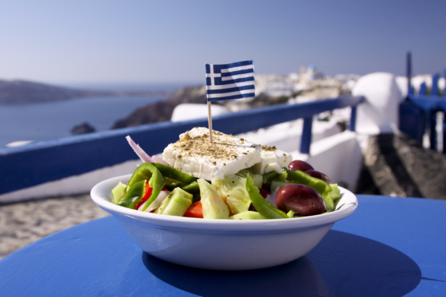 Πού θα φας τη φθηνότερη φέτα