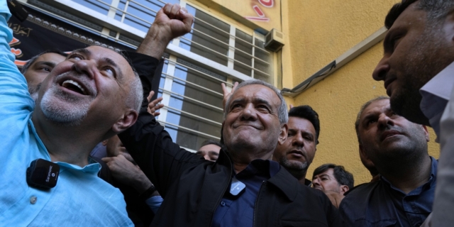 Ιράν: Στις αρχές Αυγούστου η ορκωμοσία του Πεζεσκιάν ως προέδρου
