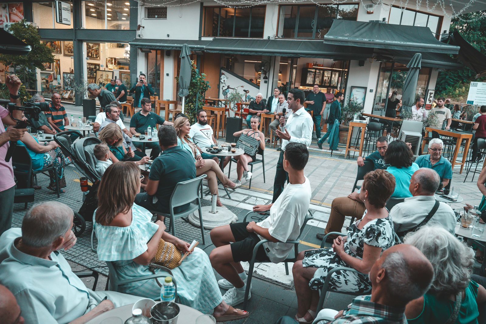 Εκδήλωση - ανοιχτή συζήτηση του Μιχάλη Κατρίνη με τους πολίτες της Λάρισας 