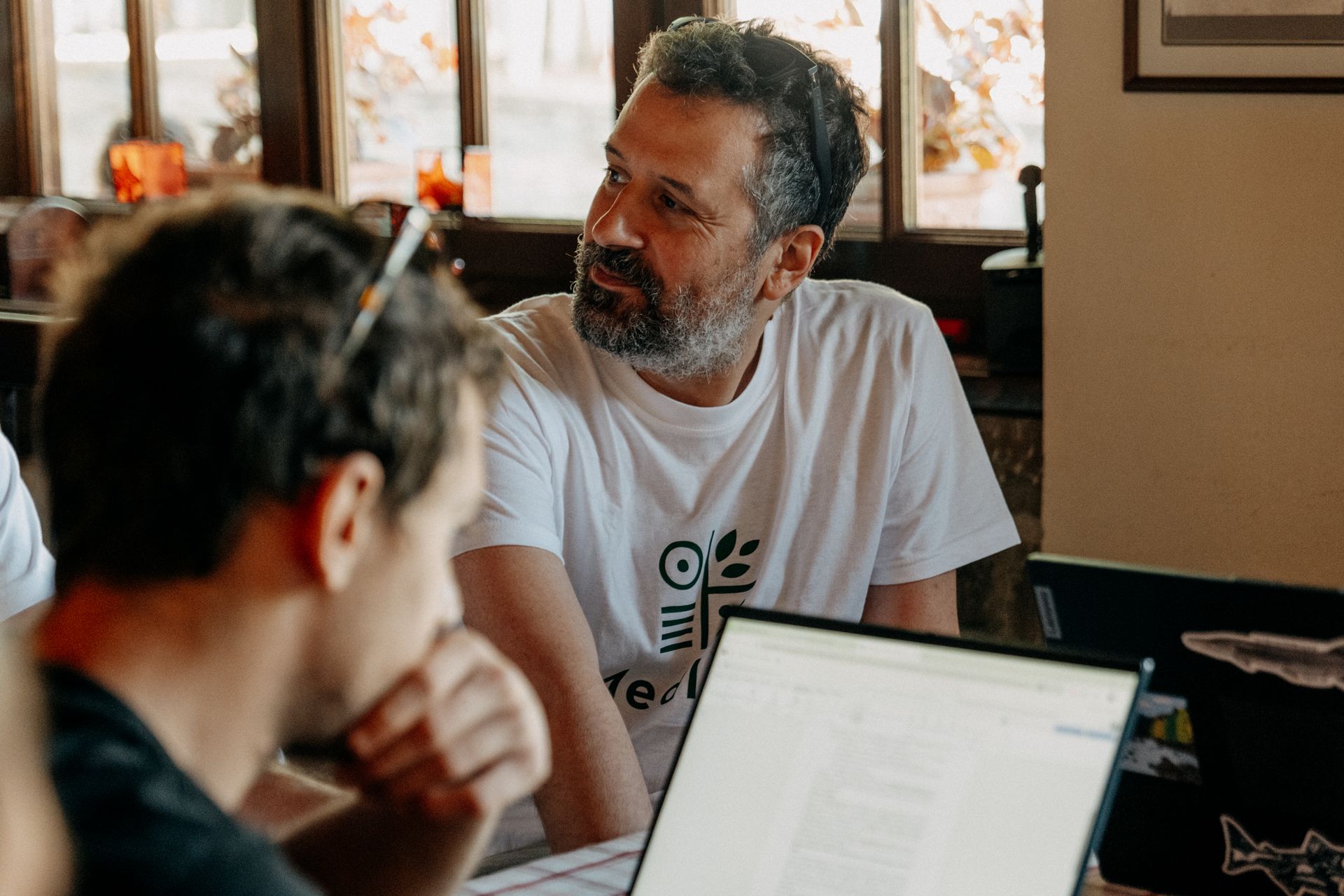 Ο Εκτελεστικός Διευθυντής του MedIna, Aλέξης Κατσαρός