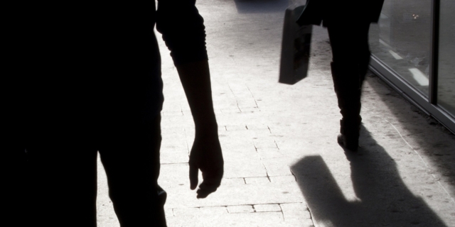 Γλυφάδα: Θύμα ληστείας γνωστό πρώην μοντέλο και σύζυγος Κύπριου επιχειρηματία