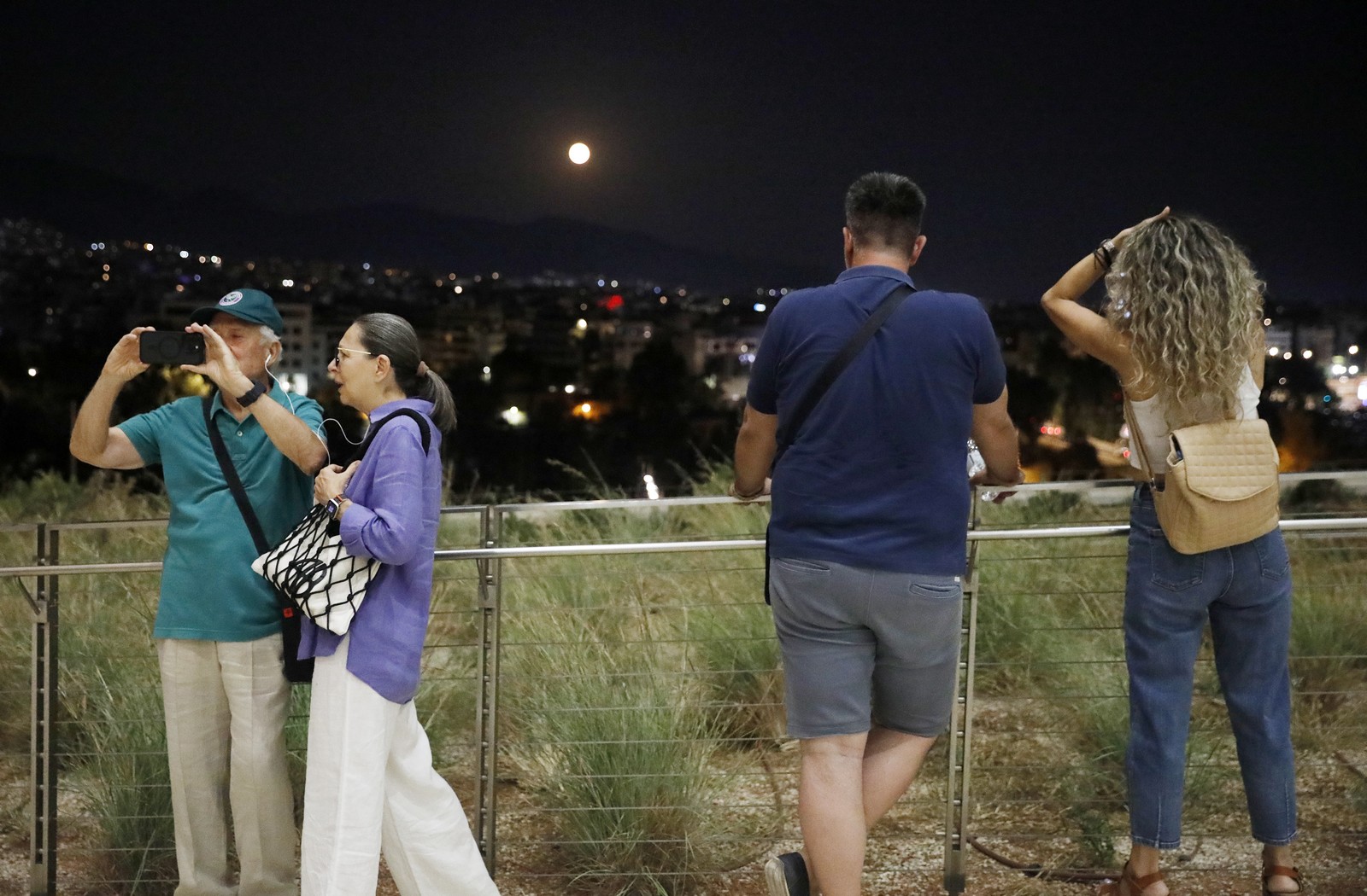 Η πανσέληνος από το ίδρυμα Σταύρος Νιάρχος