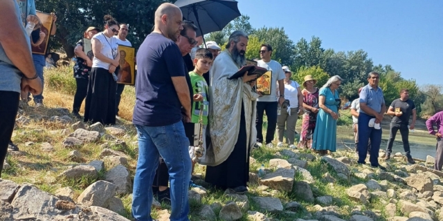 Σέρρες: Σε απόγνωση οι κάτοικοι, πραγματοποίησαν λιτανεία για να βρέξει