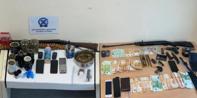 Μαρκόπουλο: Εξαρθρώθηκε κύκλωμα ναρκωτικών – “Σουβλάκια” η κάνναβη και “40αρια” η κοκαΐνη