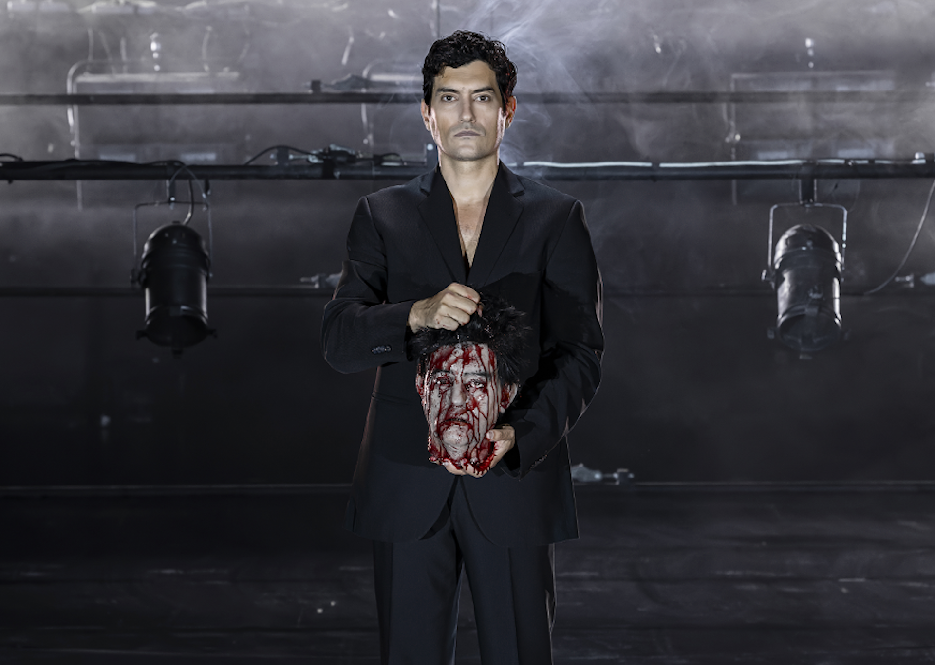 Βάκχες- Θανάσης Παπακωνσταντίνου