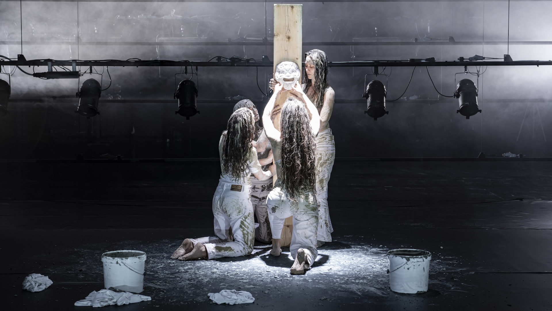 Βάκχες- Θανάσης Παπακωνσταντίνου