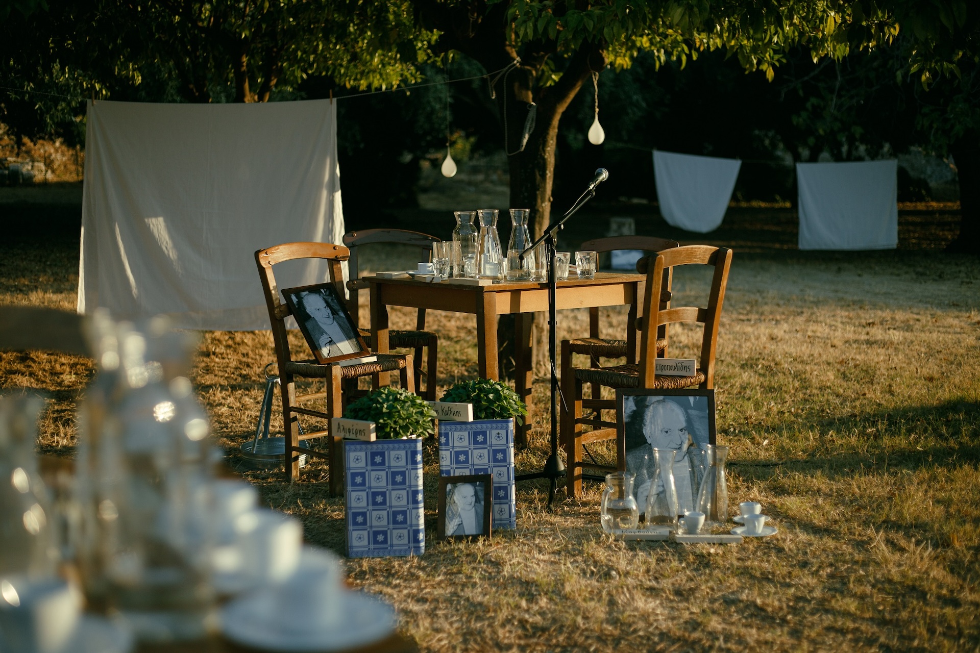 Γιώργης Ζάρκος Τρεις πέτρες, μια βιτρίνα κι ένας εγκλεισμός