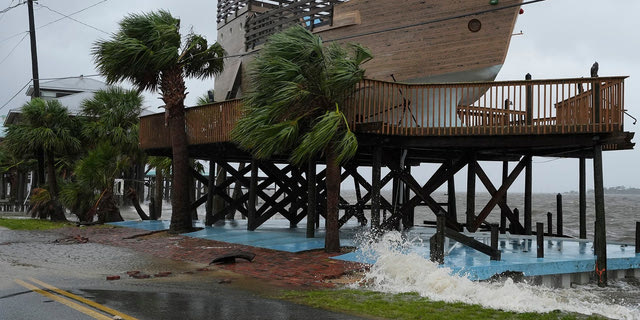 Εικόνες από τον τυφώνα Debby στη Φλόριντα